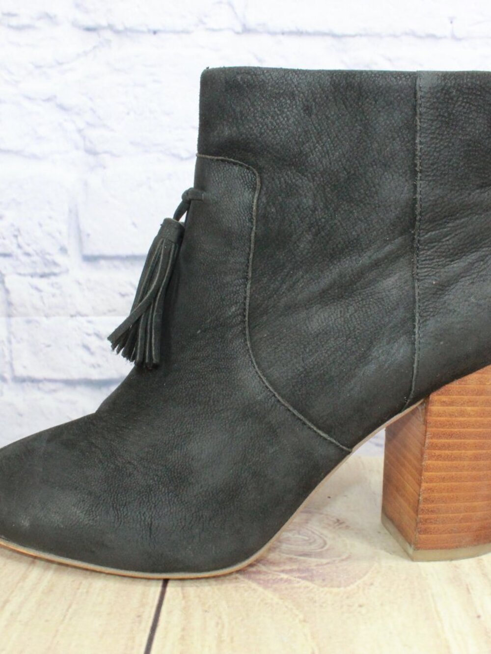 French Connection Womens Linds Suede Stacked Heel Tassel Ankle Booties Size 9
